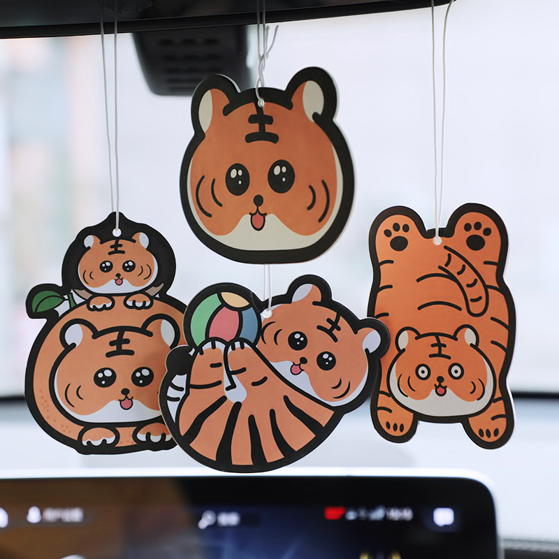 Tiger car pendant incense piece ornament car car aromatherapy piece incense car hanging ornament out of the mouth perfume piece in addition to odor