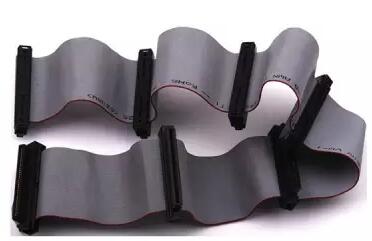 The DET Trihux voice card interwiring H 100 data line CT-Bus