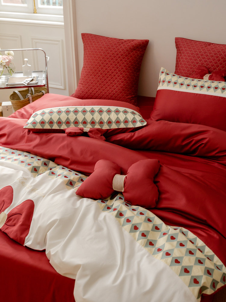 PRINCESS RED WEDDING CELEBRATION FOUR-PIECE SET OF 100 LONG-STAPLE COTTON PURE COTTON HAPPY BEDDING 1.8 DOWRY COTTON WEDDING