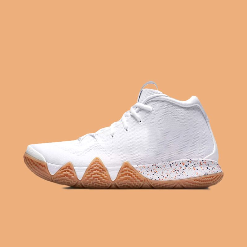 Kyrie 4-Generation Air-Cushioned Practical Basketball Shoes Kyrie Uncle Drew Basketball Men's Shoes Unisex Ncaa Black and White Halloween Edition