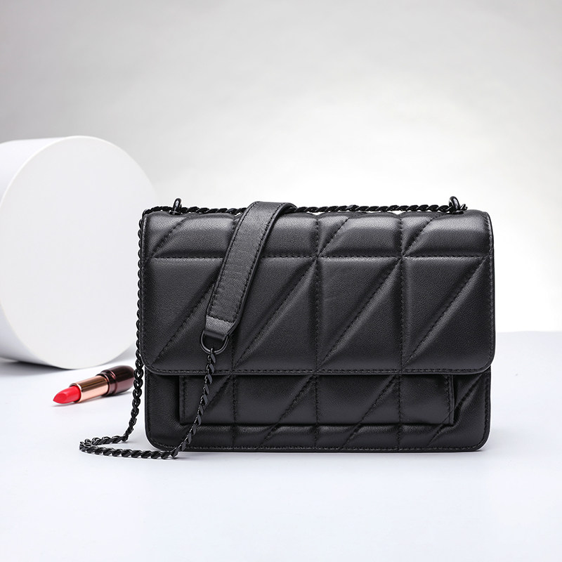 2020 new rhombic chain bag women's summer new all-match texture whole sheepskin bag one shoulder Messenger small square bag