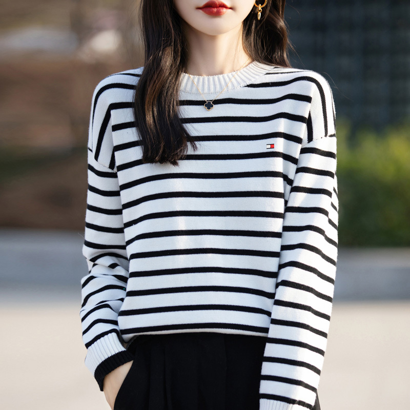 Tommy Hilfiger Women's Sweater, New Spring and Autumn Style, Comfortable and Slimming, Winter Striped Long-Sleeve Pure Cotton Knitwear