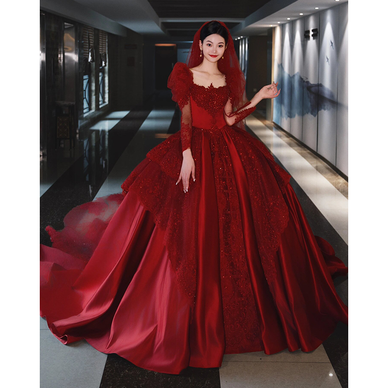 Red French Wedding 2023 New Bridal Advanced Smart Dragon Tail Small Palace Garden Wind 2024 Autumn and Winter Main Tale Red French Wedding 2023 New Bridal Advanced Smart Dragon Tail Small Palace Garden Wind 2024 Autumn and Winter Main Tale