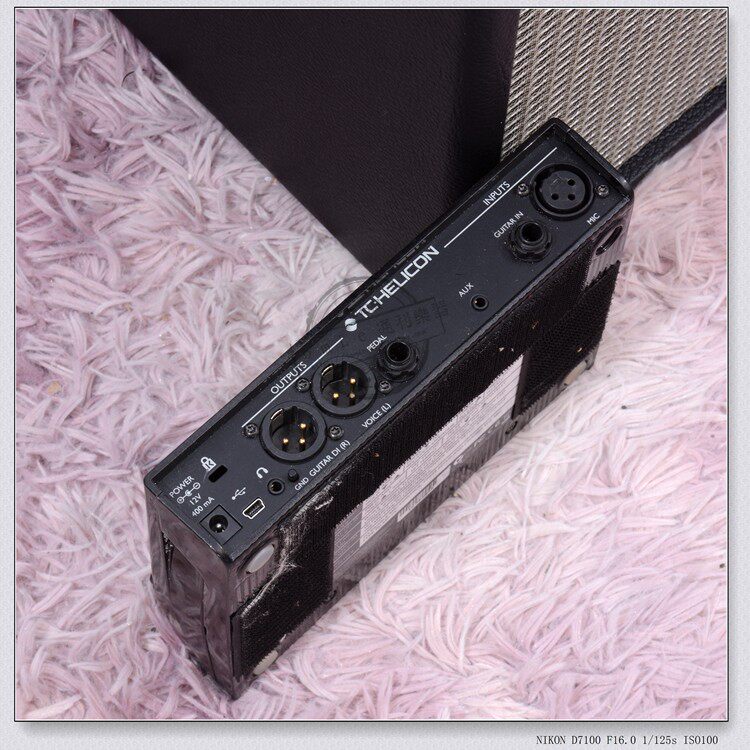 Процессор эффектов 标价88折tc helicon voicelive play acoustic 航空箱人声效果器