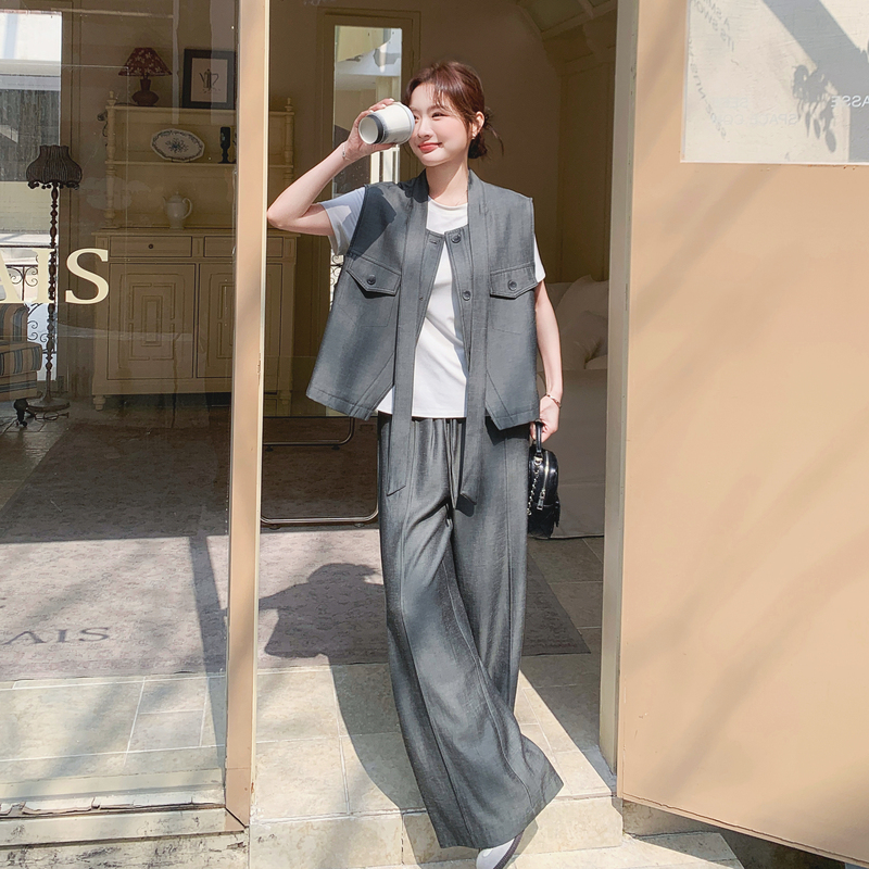 Salt-Style Elegant Gray Ribbon Vest Wide-Leg Pants Set for Women 2026 Summer Casual Fashion Short-Sleeve T-Shirt Three-Piece Set