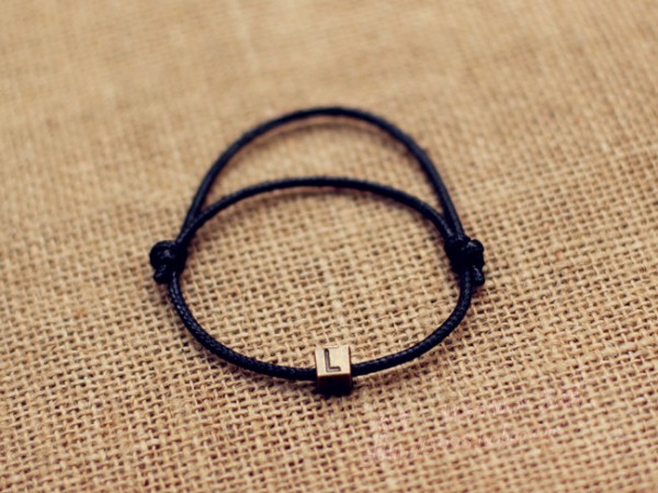 Thời trang Nhật Bản và Hàn Quốc cặp đôi Hàn Quốc cá tính thủ công tùy chỉnh retro nam và nữ dây đỏ chân vòng chân dây sinh viên văn học - Vòng chân vòng chân titin ko gỉ
