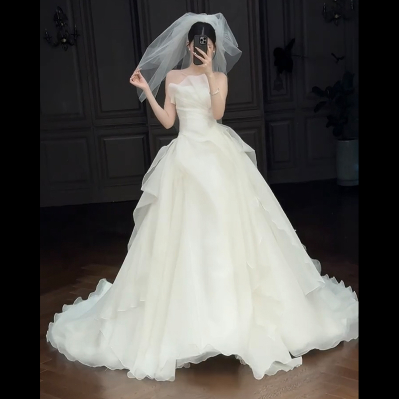 White Strapless Travel Wedding Dress 2026 New Style Bride Simple High-End Petite Reception Dress Spring