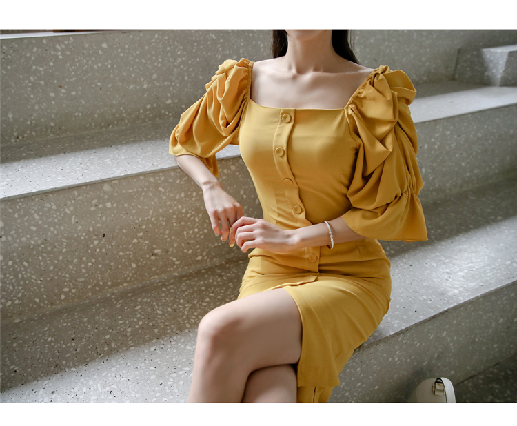 VK旗艦店 韓系性感一字領露背單排扣包臀開叉短袖洋裝