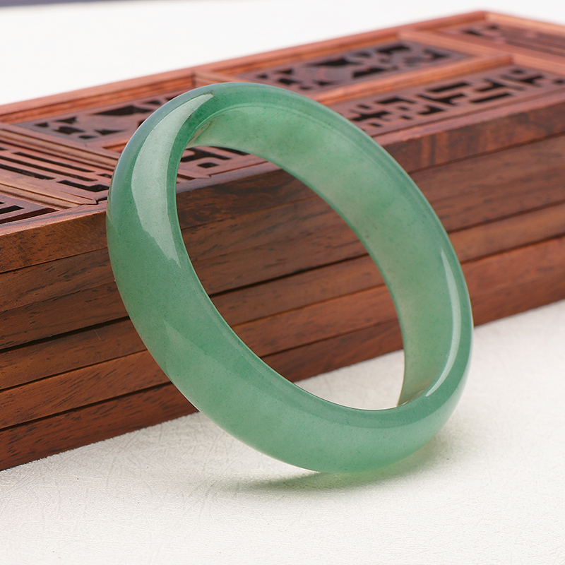 Xinjiang natural Tangling jade bracelet green ice seed jade bracelet Women's jade special price jade bracelet Emerald color