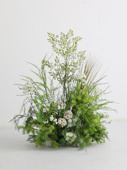 Landscaping Floral Arrangements, Forest-Style Scene Path Guides, Artificial Flowers and Green Plants, Props for Decoration, Wedding Arrangements, Fake Flowers, Wedding Floor Flower Arrangements