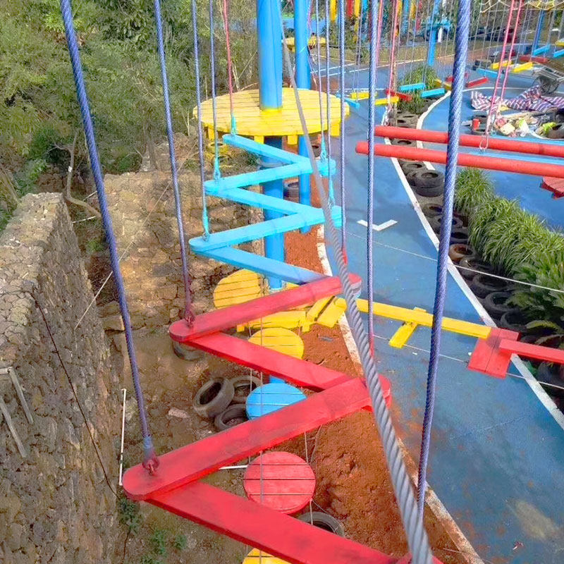 Regiment Building Drainage Large Pleasure Equipment Network Red Playing Card Jungle Crossing the climbing manufacturer to customize the outdoor expansion project 