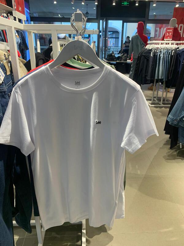 Lee Short-Sleeve Versatile Men's T-Shirt with Small Letter Embroidery, Pure Cotton Tee, Trendy Lmt0002073Rx00F-K14000 Lee Short-Sleeve Versatile Men's T-Shirt with Small Letter Embroidery, Pure Cotton Tee, Trendy Lmt0002073Rx00F-K14000