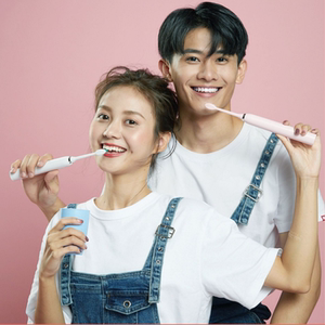 【科蒂斯】充电式电动牙刷共8个刷头