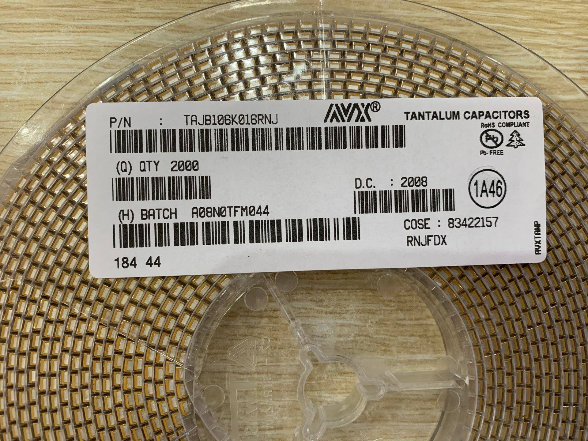 Tantalum capacitor AVX 3528 1210 TAJB106K016RNJ 16V 10UF Type B 106C Yellow