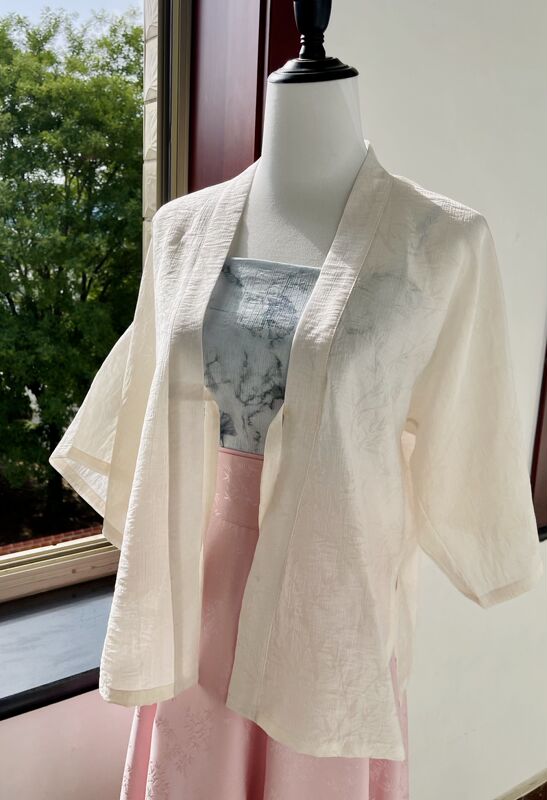 [Free and Easy Journey] Short Cardigan with Airplane Sleeves, Half-Sleeve, Multi-Color Pattern, Summer Han-Style Casual Wear