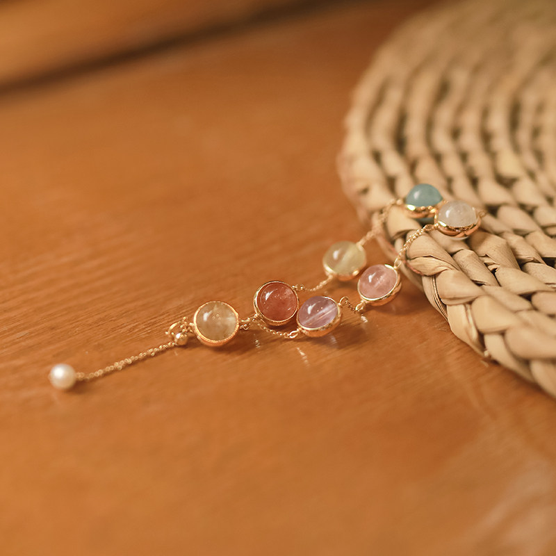 OARVA Lucky Colorful Crystal Hands Girl Strawberry Crystal Natural Golden Hair Crystal Personality diy Handstring Girlfriend Gift