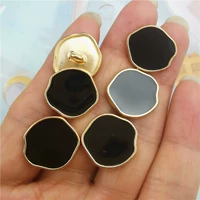 № 34 Phnom Penh Black Oil многосторонняя