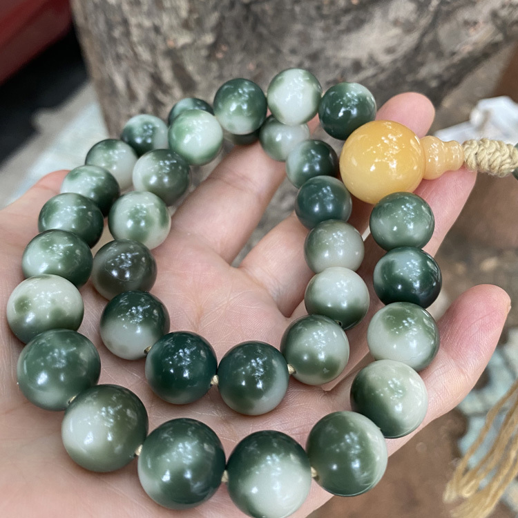 Juanzi's Handmade Dry-Polished Bodhi Root Prayer Beads Juanzi's Handmade Dry-Polished Bodhi Root Prayer Beads