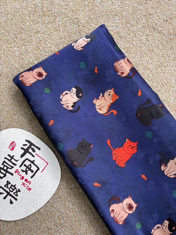 【Little Cat Fishing】110Cm Width 26 Momme Floral Red Cloud Yarn 158/m (No Returns or Exchanges for Cut Items)