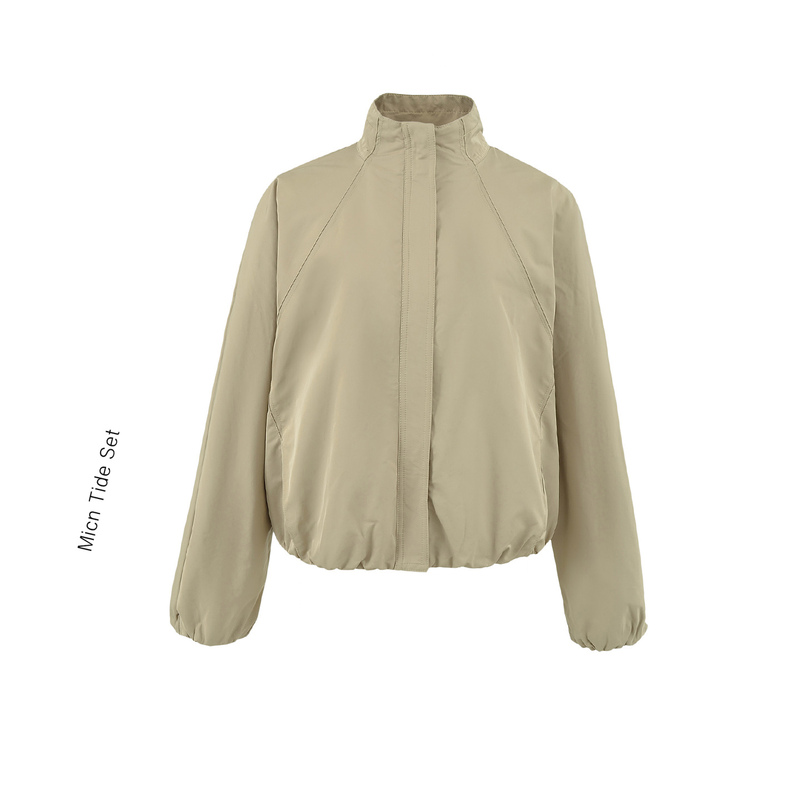 Kendall Jenner-Style Comfortable White Jacket with a Sculptural Feel, Versatile Bubble Hem, Early Autumn Casual Top for Women Kendall Jenner-Style Comfortable White Jacket with a Sculptural Feel, Versatile Bubble Hem, Early Autumn Casual Top for Women