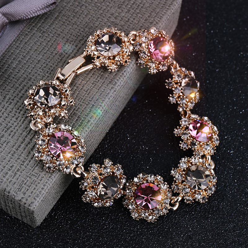 Korean Super Shiny Rhinestone Vintage Bracelet for Women, Fashionable Crystal Jewelry Gift, Internet Celebrity Bracelet, Forest Style Wristband