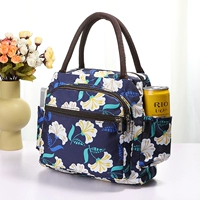 Маленький желтый цветок