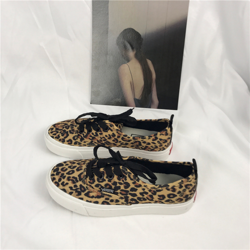 Giày siêu lửa Giày da báo hoang dã Giày vải nữ retro cổng gió chic chic giày sinh viên shop giày sneaker