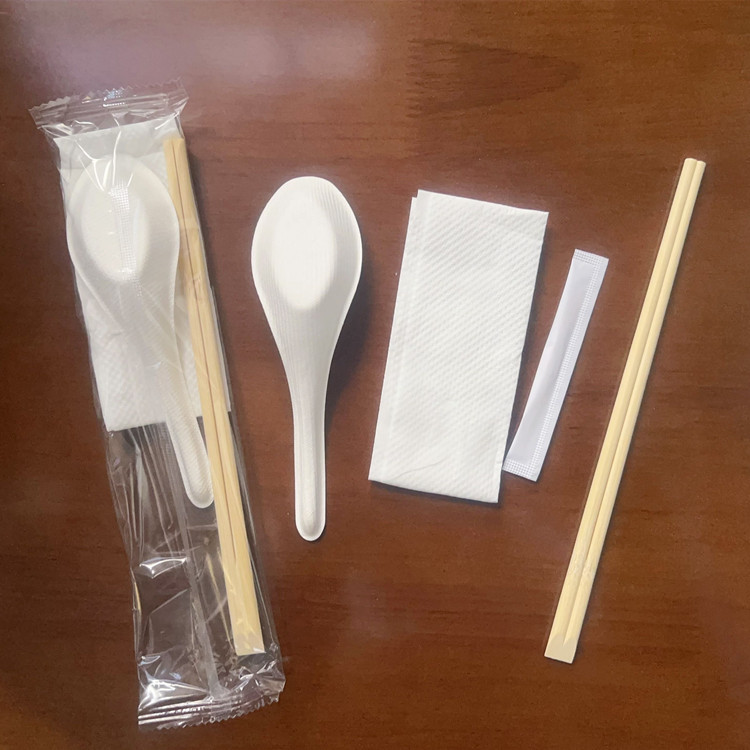14 Eco-Friendly Biodegradable Chinese-Style Soup Spoons Disposable Pulp Soup Spoons for Home Use and Takeout, Set of Four