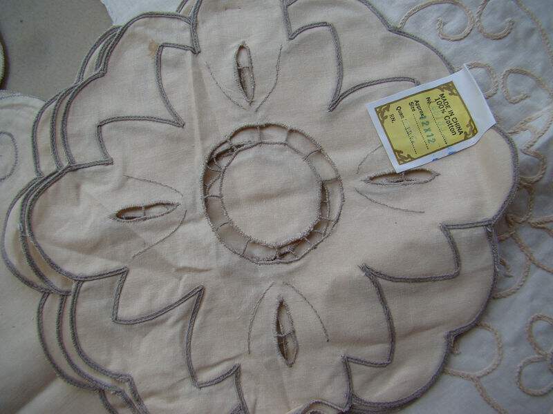 Pure cotton export surplus single tablecloth embroidered hollow tablecloth cover towel, etc 9 yuan a catty