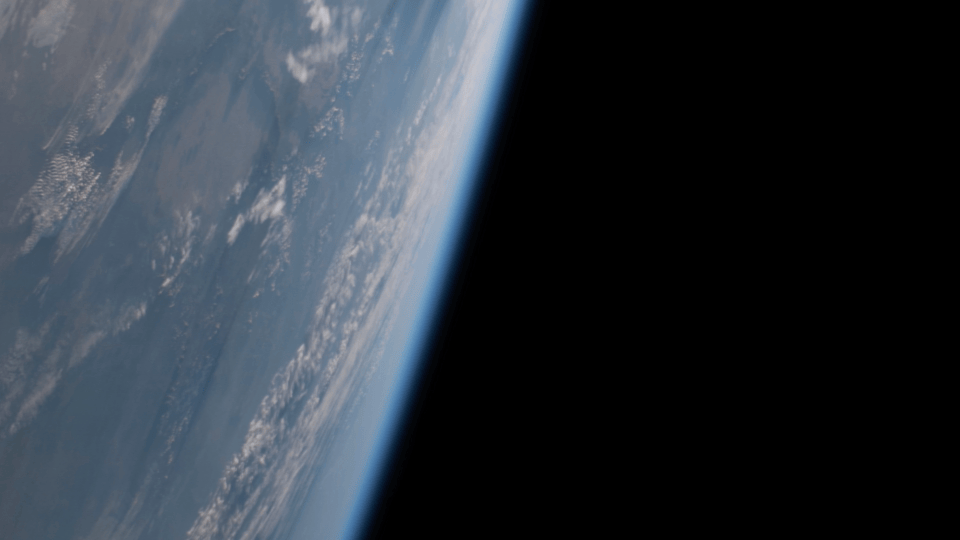 Film Crux SOL太空视觉特效元素 Vol.3 100组拖放式VFX素材 快速构建科幻电影场景 SOL - Space VFX Elements Vol. 3插图3 SOL++Vol.+3+Sideways+Planet+Closeup+to+Planet+and+Moon+Gif.gif