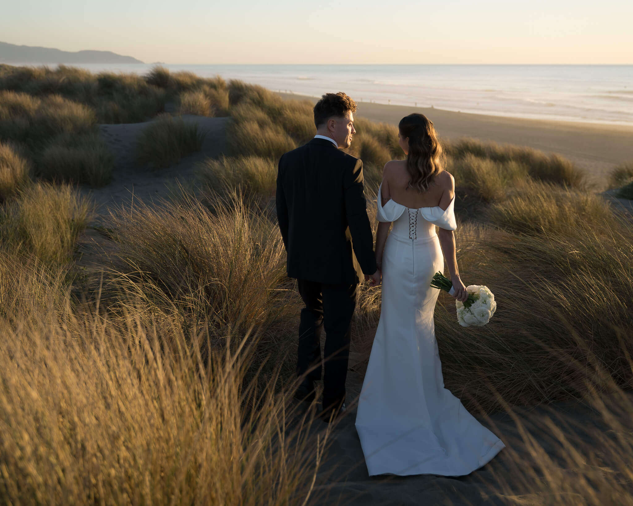 Dirty Boots预设包II 11款胶片感色彩+7种纹理工具 九十年代怀旧风格LR/ACR调色滤镜Dirty Boots Presets Pack II插图7 10.jpg