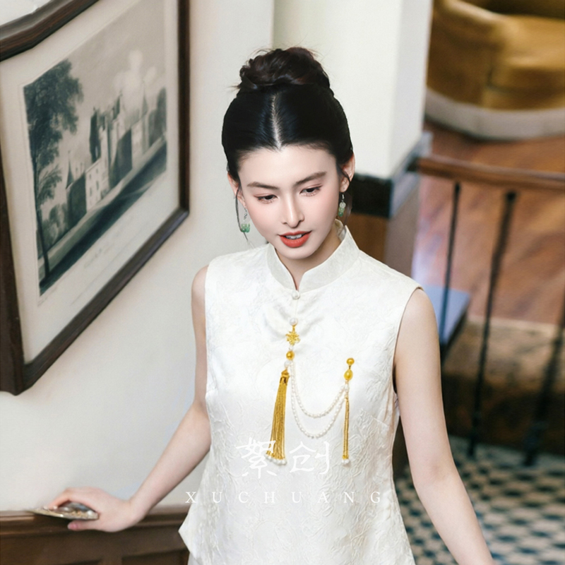 Xuchuang "Susu" New Chinese-Style Engagement Dressing Gown for Brides, Summer Sleeveless Qipao, Elegant White Toast Dress