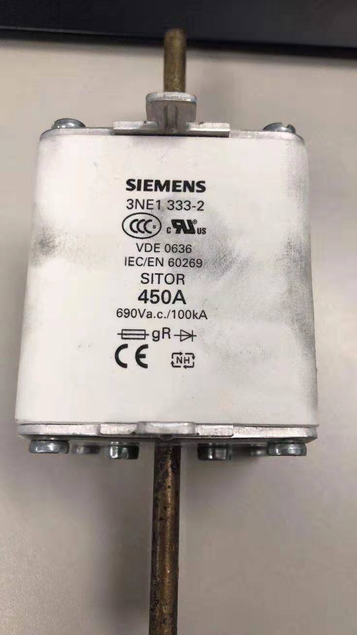 Siemens fast melting 3 NE1333 1334 1435 1436 1437 1438 1447 1448-2 690V