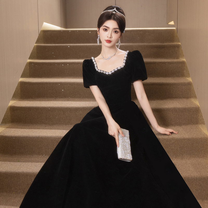Black Plus-Size Dress for Coming-Of-Age Ceremony, Light Luxury Banquet Velvet Dress with Rhinestones, Toast Dress, Host's High-End Performance Dress for Women