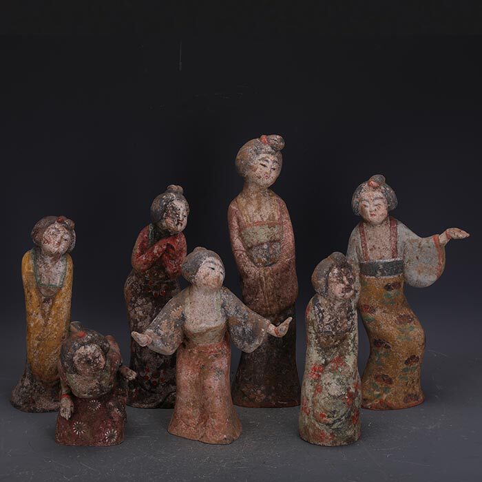 Seven sets of the Tang Dynasty handmade colorful pottery sculpture dance female figurines to make old imitation unearthed old goods ancient porcelain ware ancient and antique collection