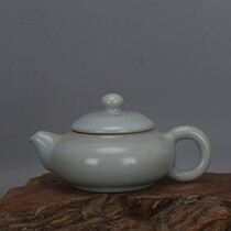 Song Dynasty Ru kiln sky green glaze flat pot kung fu teapot single pot well open handmade antique porcelain antique collection ornaments