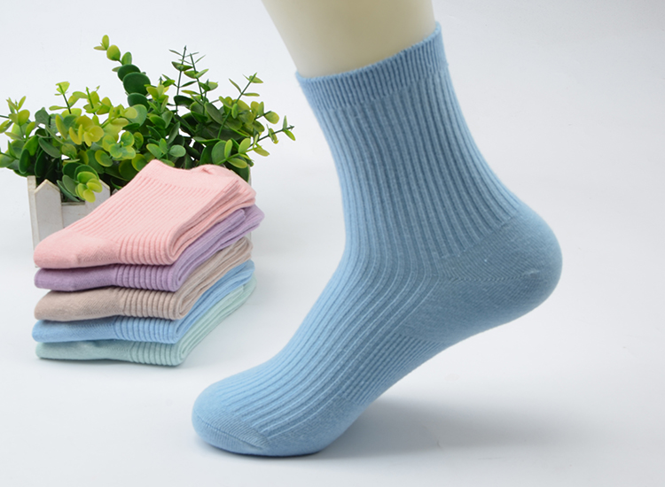 Đôi tất mới kim pinstripe của phụ nữ trong vớ ống bốn mùa vớ dài mùa thu và mùa đông vớ cotton đơn giản vớ khử mùi mồ hôi - Bít tất nữ tất nam cổ ngắn