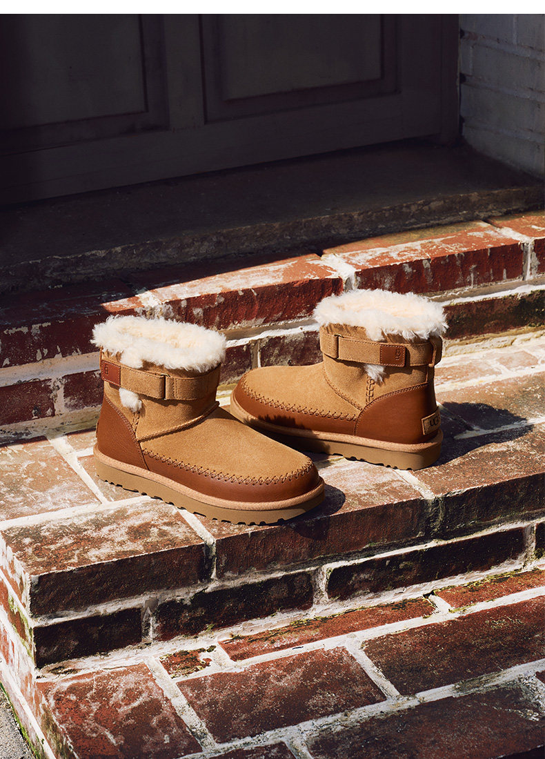 UGG RetroChic Strap 瑞秋 切克靴 女式短筒雪地靴 1174575 88VIP会员折后￥539 淘金币可抵扣￥21.58
