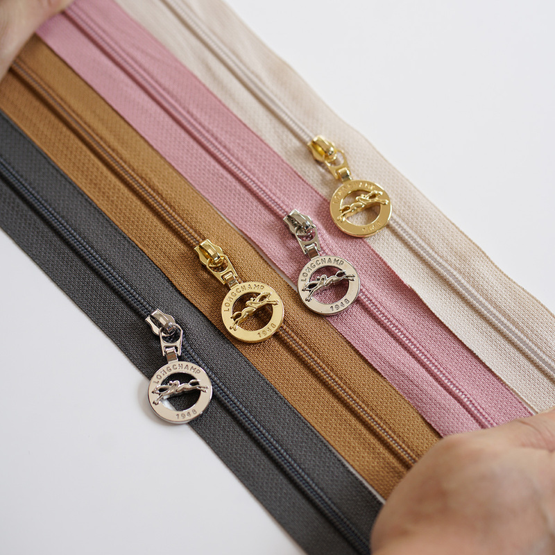 Suitable for Longxiang Zipper Puller, Zipper Head, Easy-To-Damage Replacement Parts, No. 4 Zipper, Plastic Nylon DIY Zipper