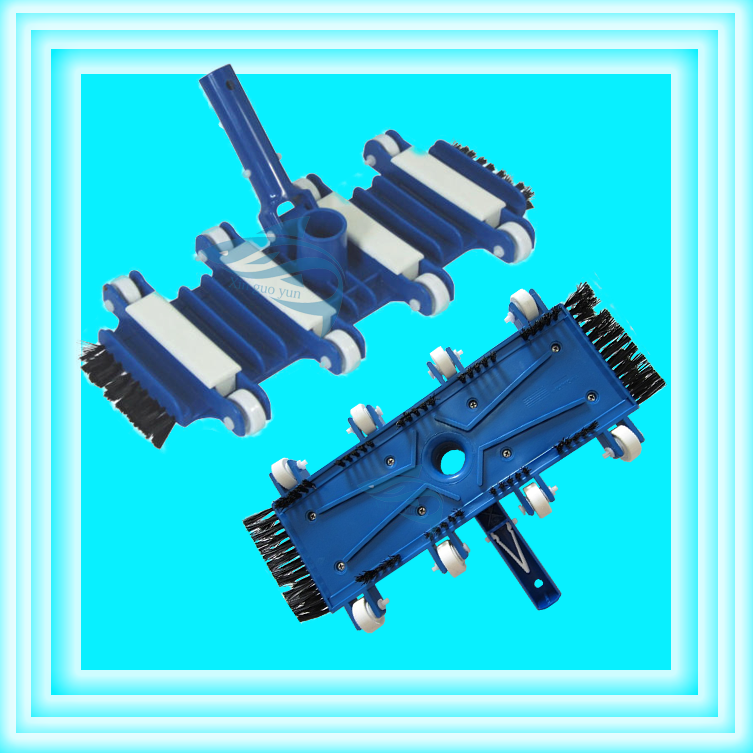 Swimming pool equipment suction head manual sewage suction machine accessories suction plate 14 inches with brush water fish cleaning tool