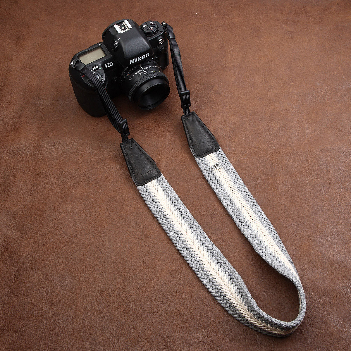 cam-in Woven Series Professional Fashion Camera Hug Bag Universal Interface cam8718