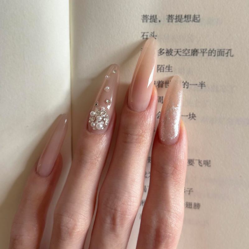 Nude Color Rhinestone-Studded Medium-Length Handmade Nail Tips 2026 New Model with a High-End Feel, Perfect for Wedding Photos, Looks Amazing