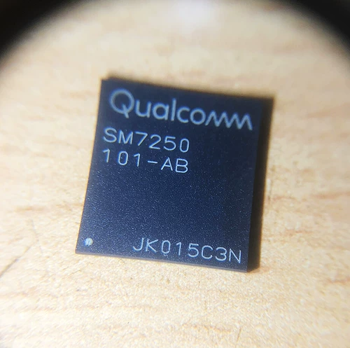 ЦП мобильного телефона IC SM7250