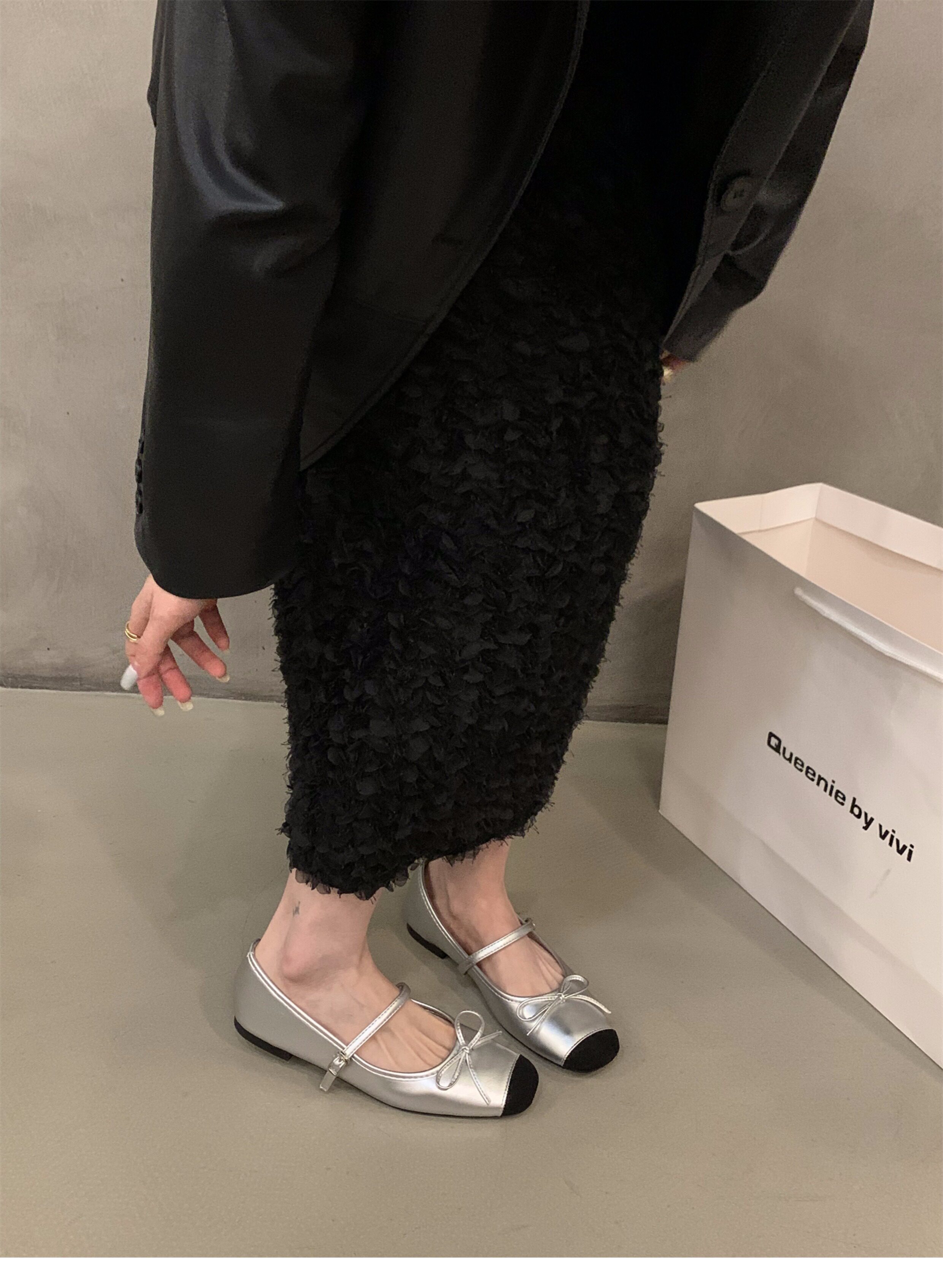 Туфли Мэри Джейн 法式平底小香风玛丽珍红色包鞋女鞋子2024年新款春秋季银色晚晚鞋