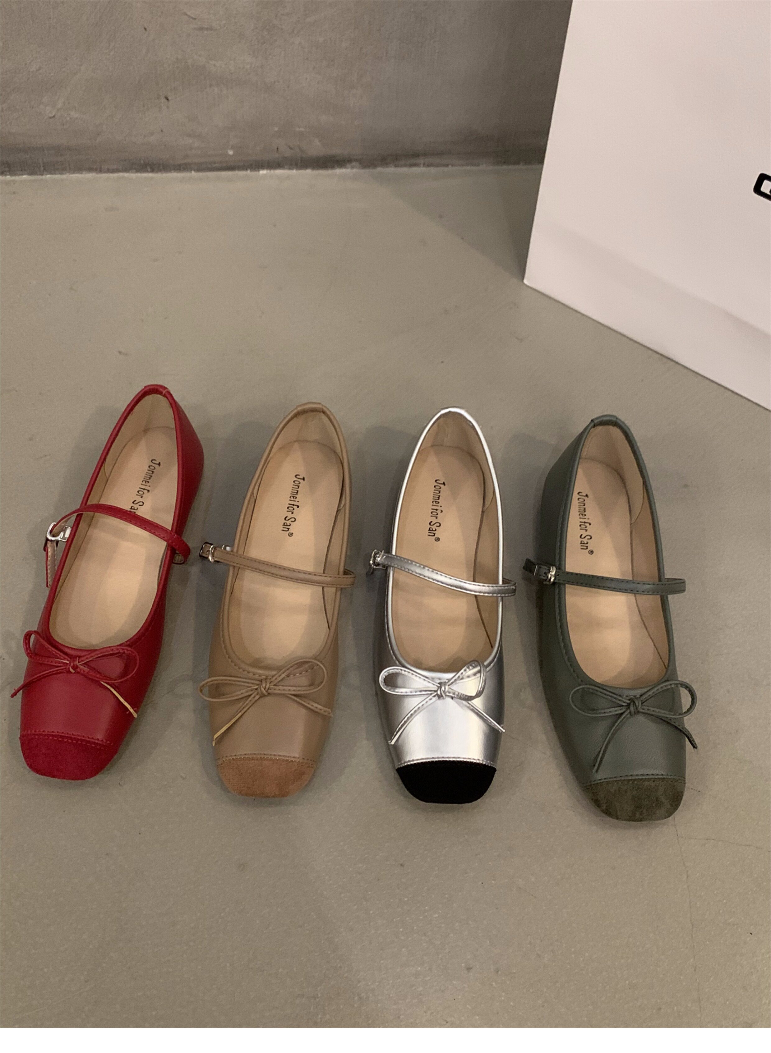 Туфли Мэри Джейн 法式平底小香风玛丽珍红色包鞋女鞋子2024年新款春秋季银色晚晚鞋