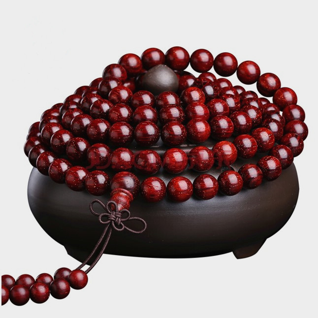 ypf India is full of Venus chicken blood red leaf pelagic leaf string 108 Buddha beads handle and play