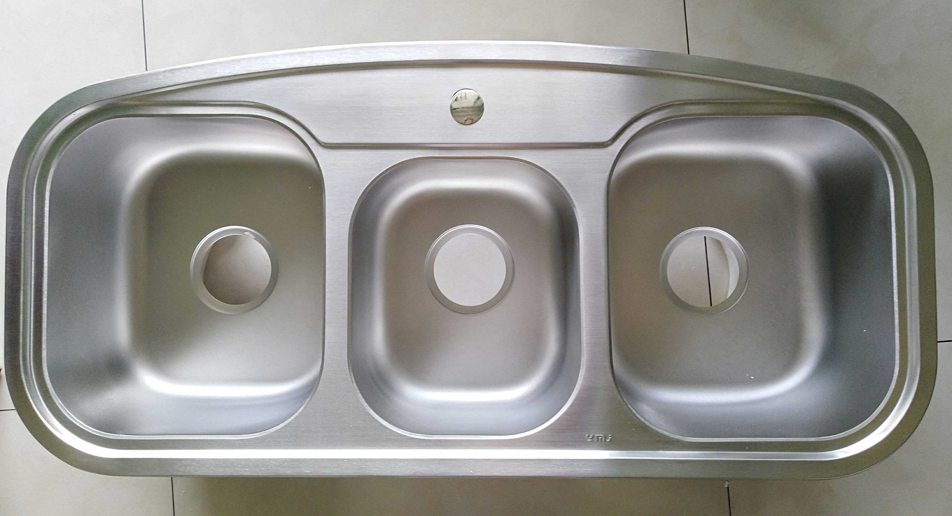 Yameijia SUS304 stainless steel three-slot OEM three-basin oversized sink lengthened pool brushed vegetable sink