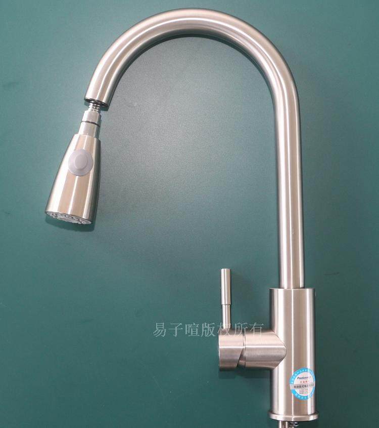 De Rui SUS304 stainless steel pull-out faucet lead-free hot and cold shower nozzle double outlet 360 degrees turn single hole