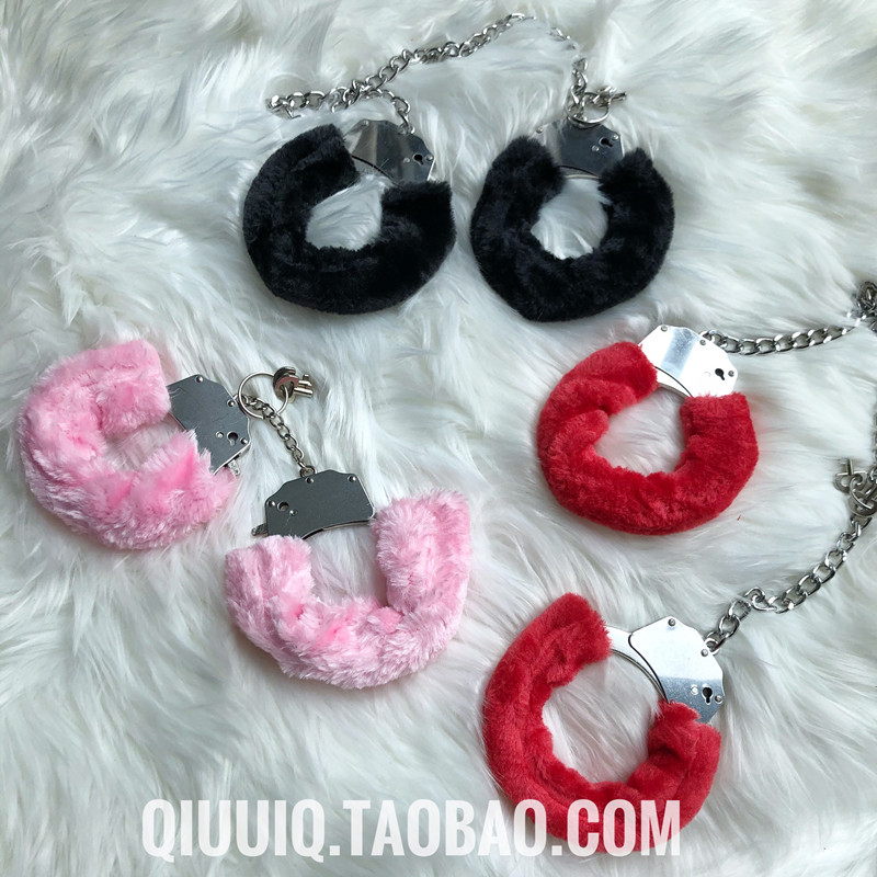 Adult Bed Bedding Plush Emulation Metal Handcuffs Feet Handcuffs SM Flipped bondage Bondage Kits