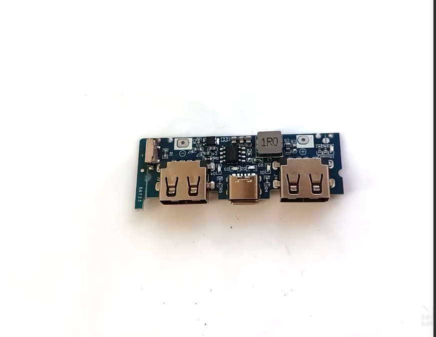 Type-c充电口双usb充电宝电源板升压模块2.4A移动电源DIY主板5V